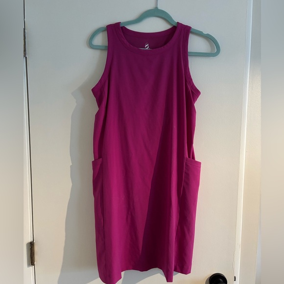 Lou & Grey Dresses & Skirts - Lou & Grey Sleeveless Midi Dress in Magenta size small